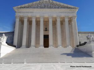 digital age free speech, Supreme Court in DC. Photo: David Pambianchi.